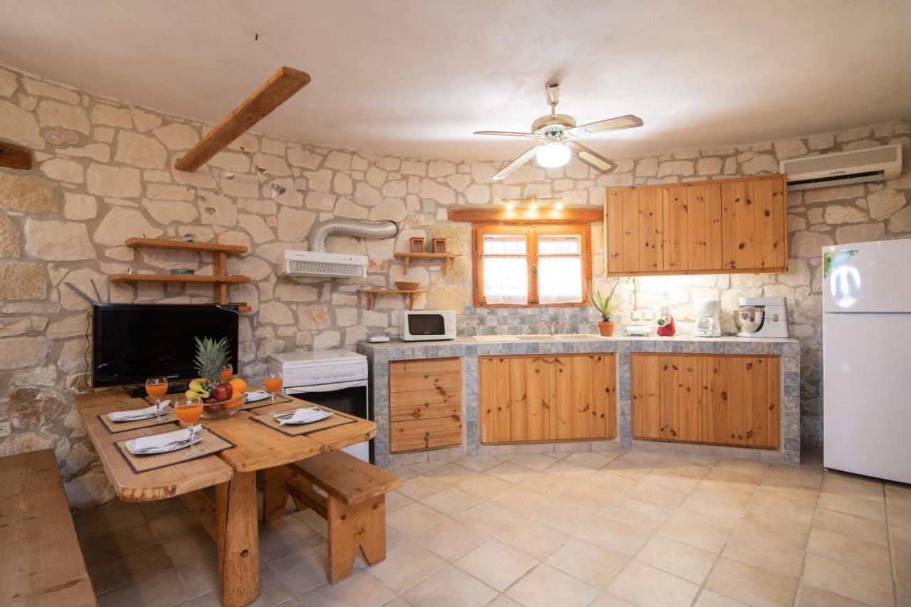 Gerakomylos Stone House Vasilikí Extérieur photo