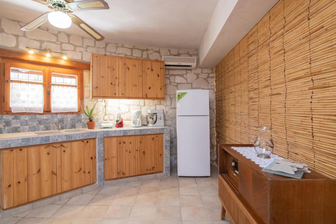 Gerakomylos Stone House Vasilikí Extérieur photo